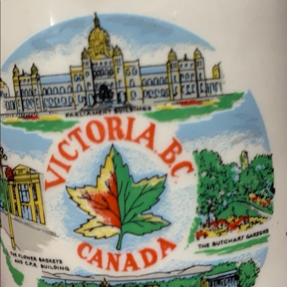 Vintage Victoria.B.C Canada souvenir mug,22 K gold - Picture 11 of 12